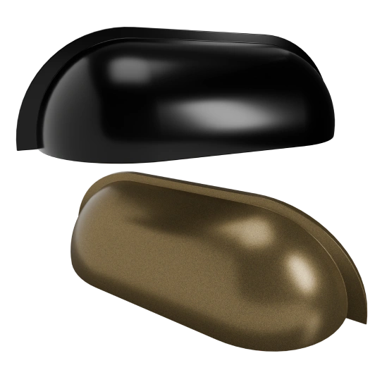 Imagem em perspectiva de dois puxadores concha do modelo Aura, um no acabamento preto com verniz e outro dourado